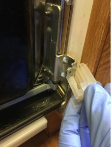 putting plastic door spacer back bosch dishwasher inserting